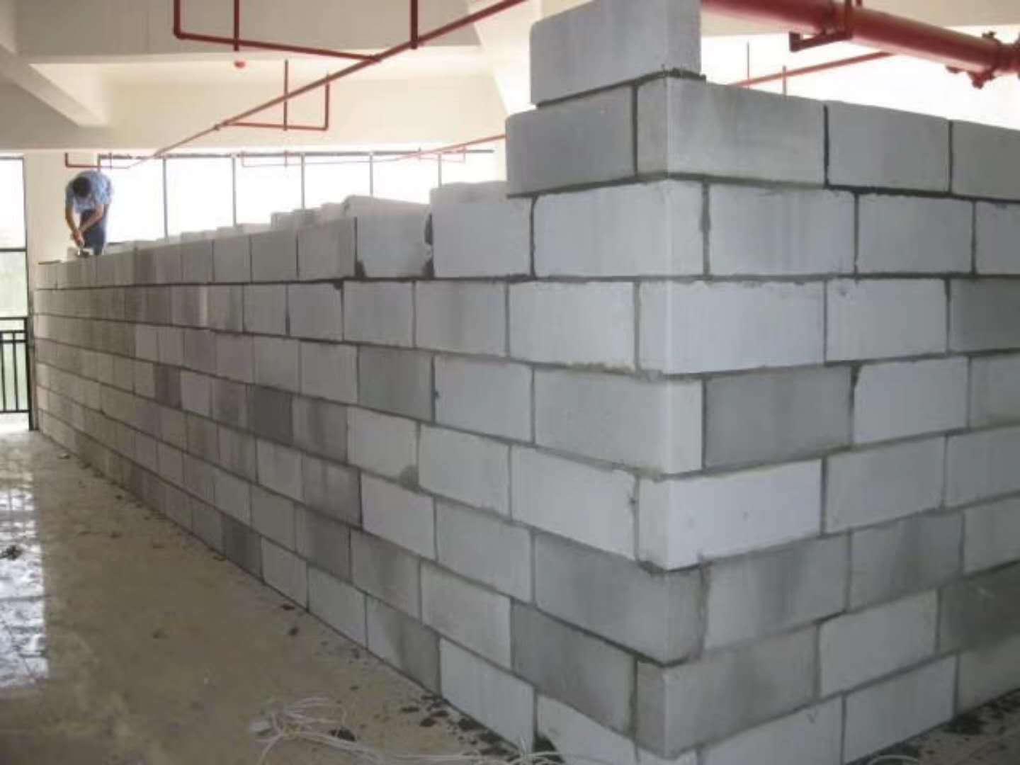 江永蒸压加气混凝土砌块承重墙静力和抗震性能的研究